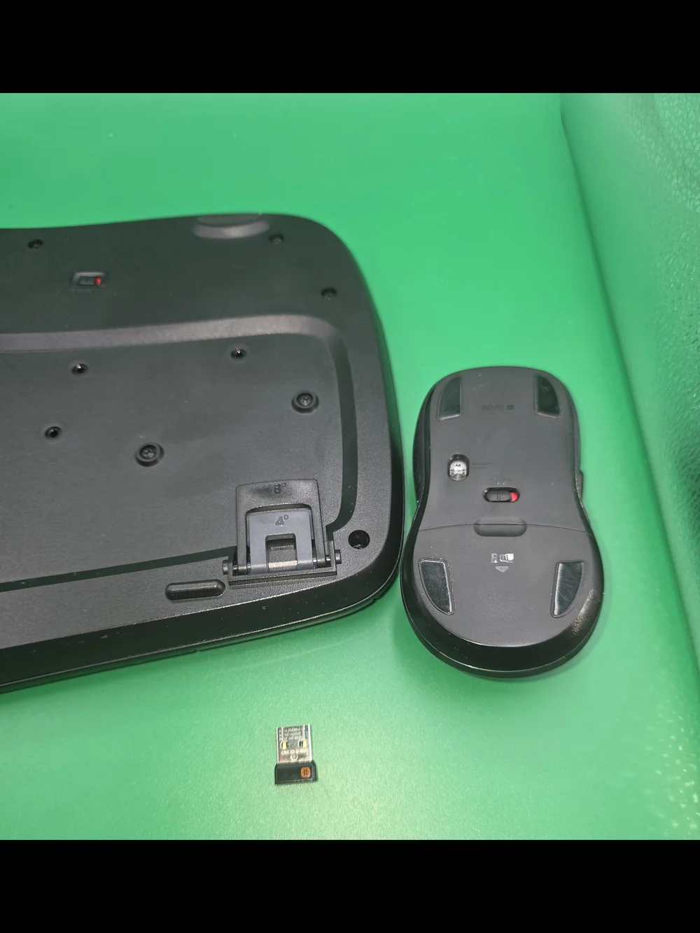 Logitech K350 Ergonomic Wireless Wave Keyboard & M510 Mouse Combo!